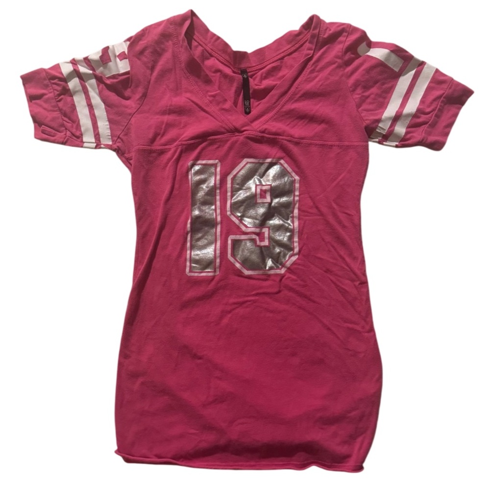 19 baseball style pink Tshirt